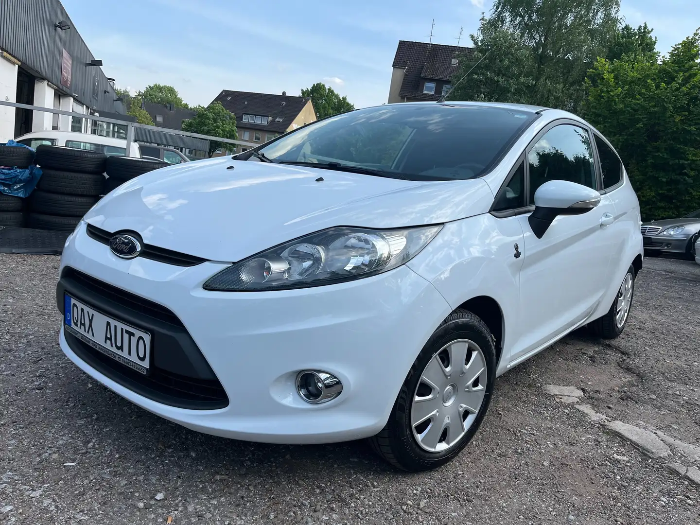 Ford Fiesta Champions Edition Weiß - 1