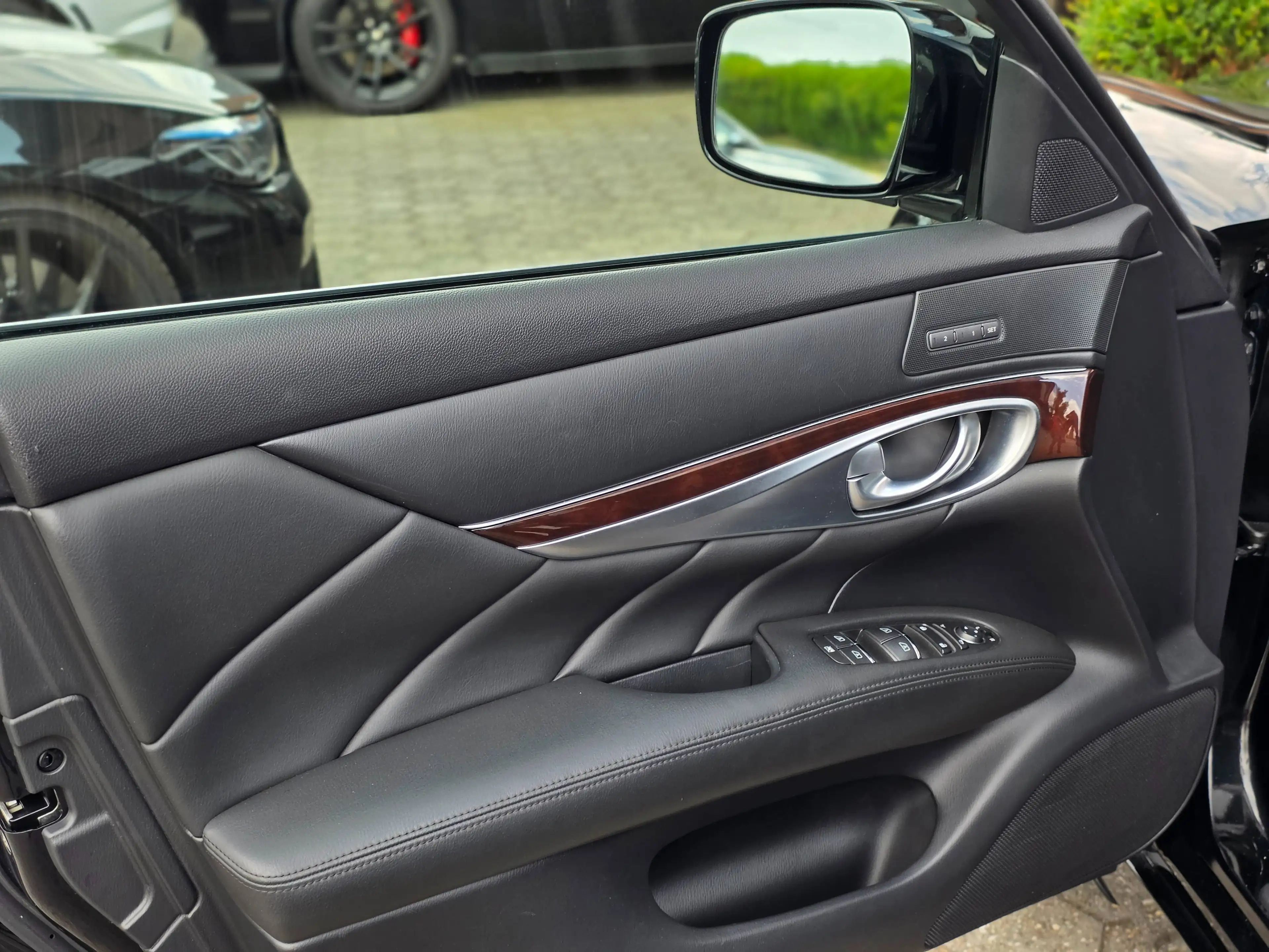 Infiniti M37 M37 GT — photo 15