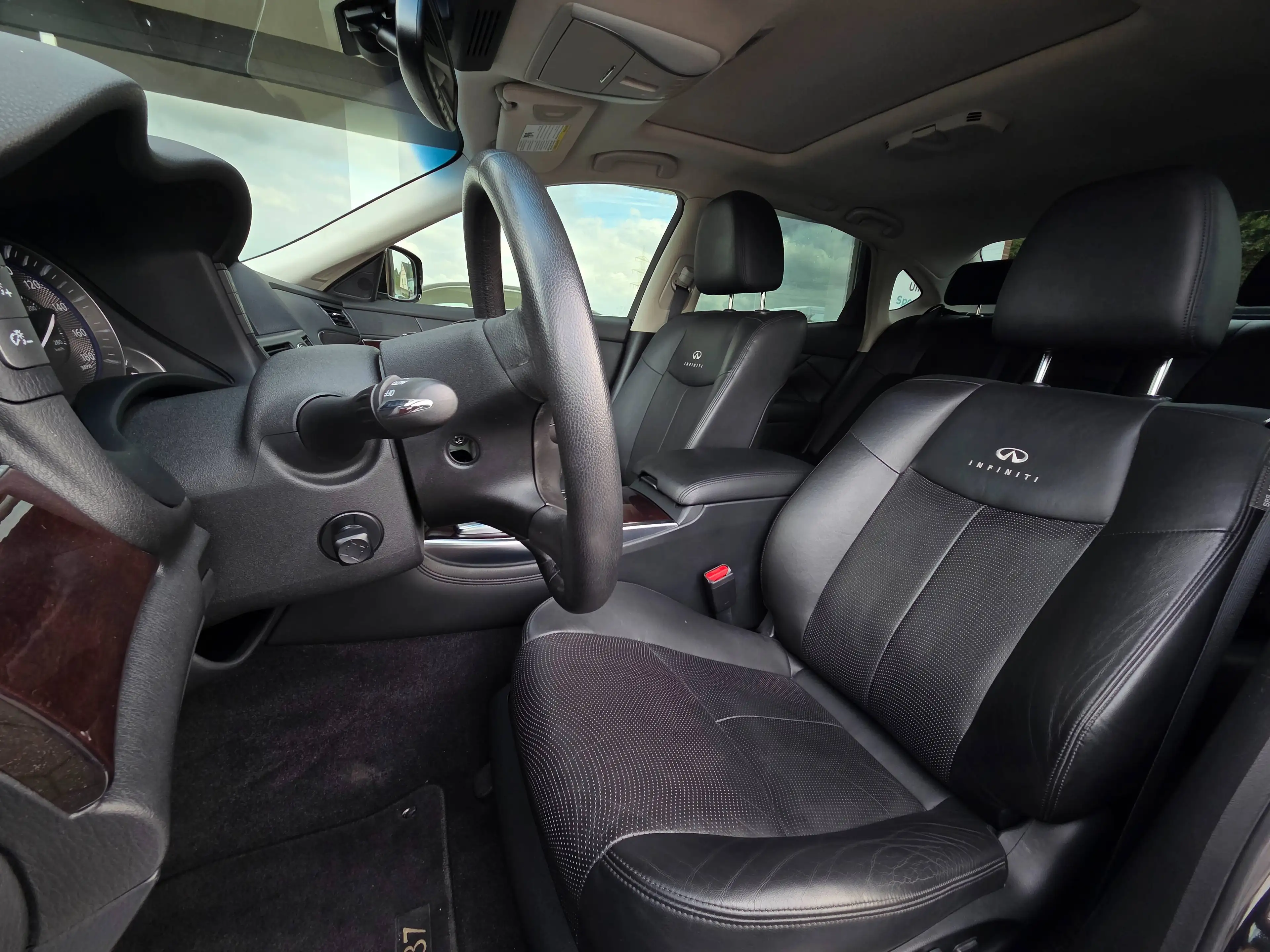 Infiniti M37 M37 GT — photo 11
