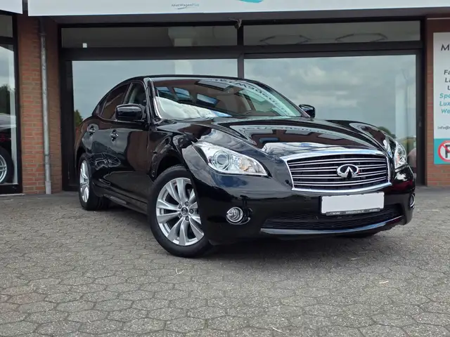 Infiniti M37 M37xi/Allrad/Bose/SHZ/SBL/