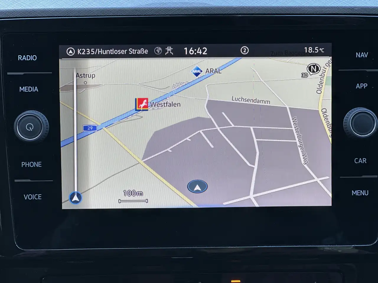 Volkswagen Passat Variant 2.0 TDI DSG Business NAV+LED+KAM 13