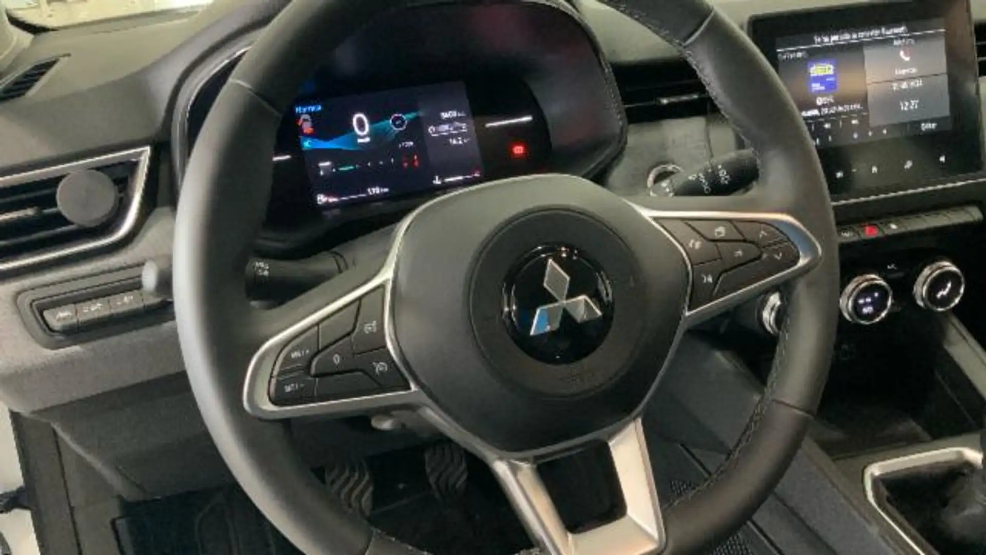 Mitsubishi Colt 100T GLP Motion - 2