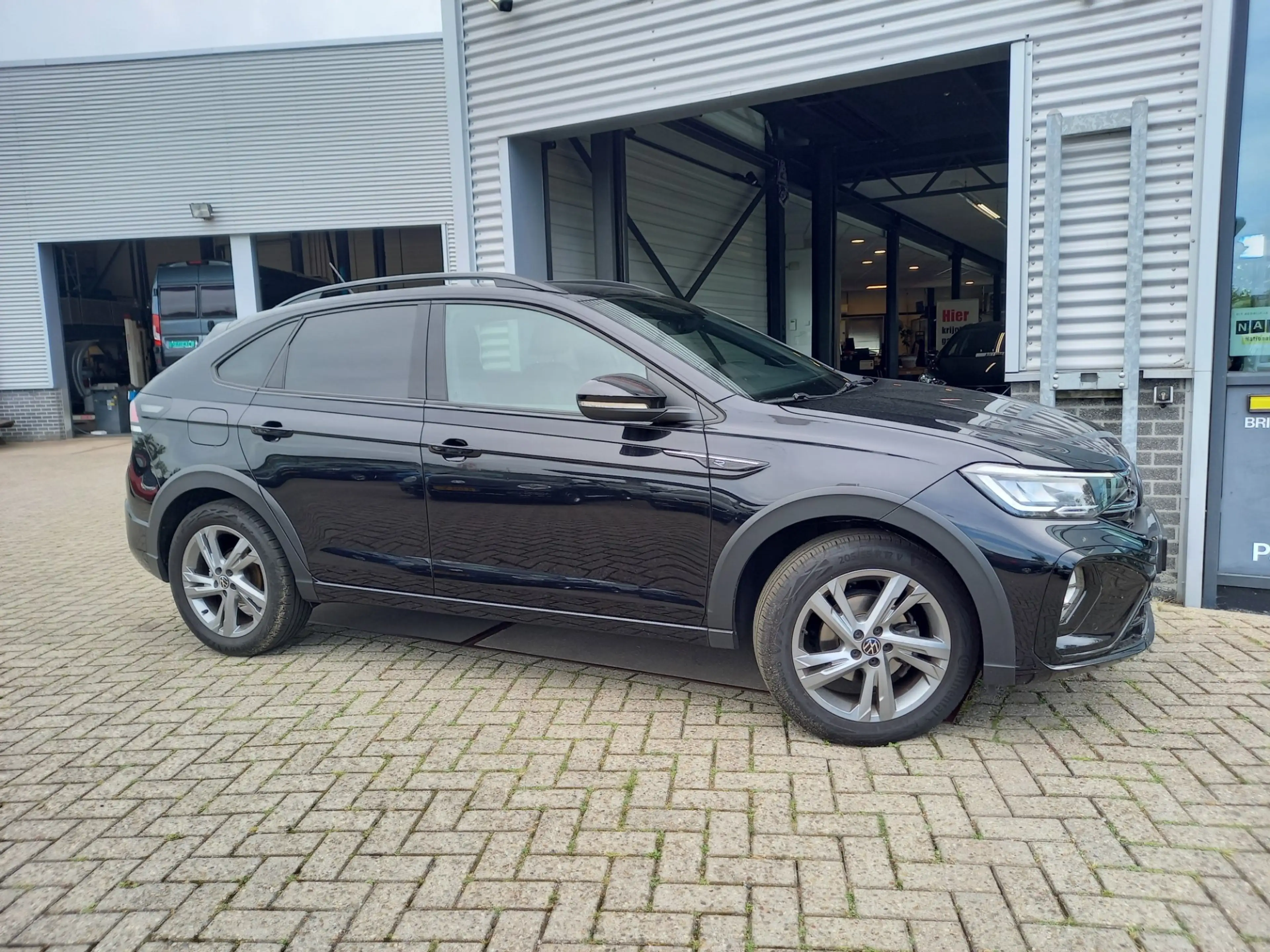 Volkswagen Taigo 1.0 TSI R-Line DSG - CAMERA - PDC V/A - STOELVERW — photo 5