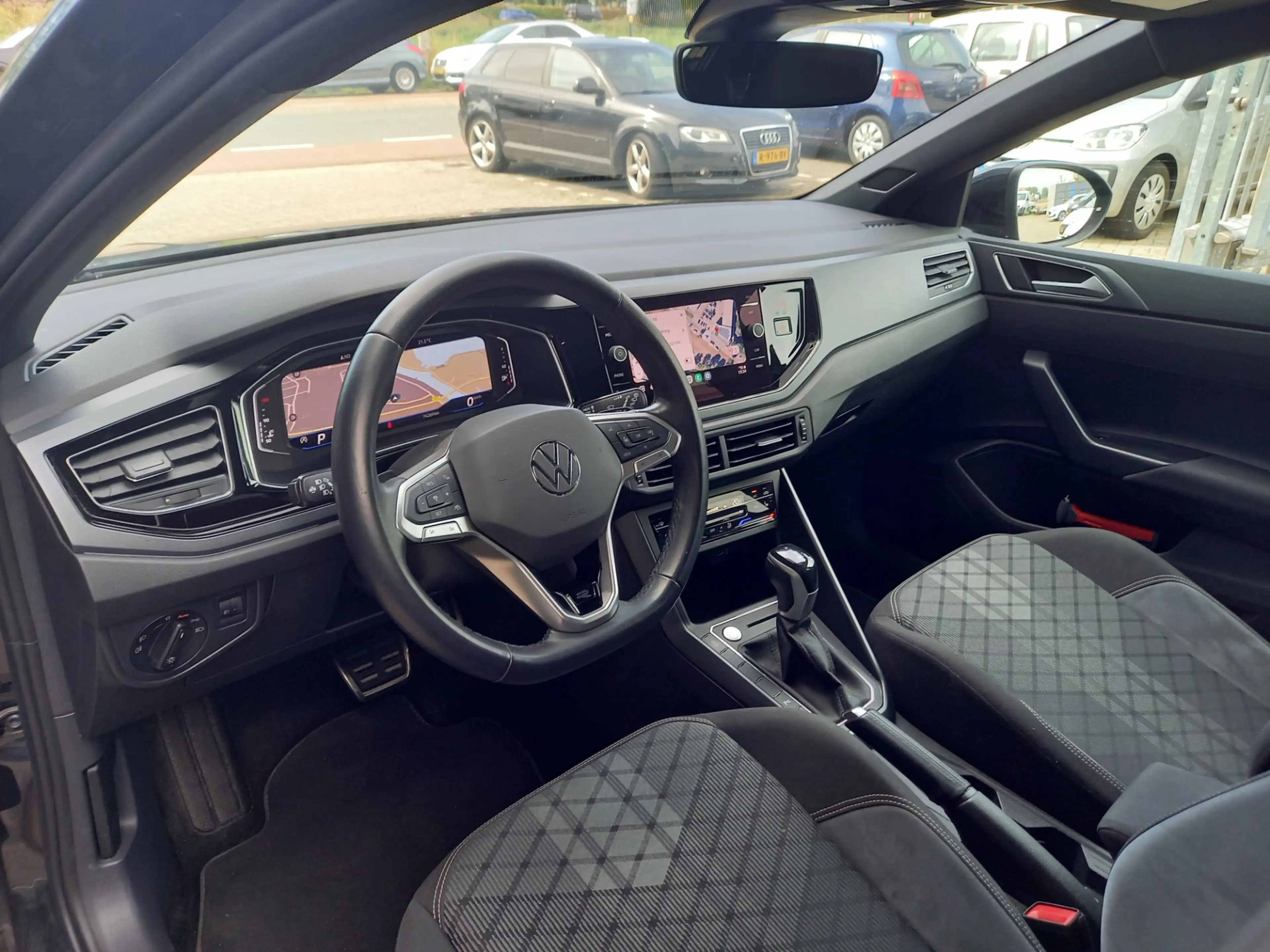 Volkswagen Taigo 1.0 TSI R-Line DSG - CAMERA - PDC V/A - STOELVERW — photo 34