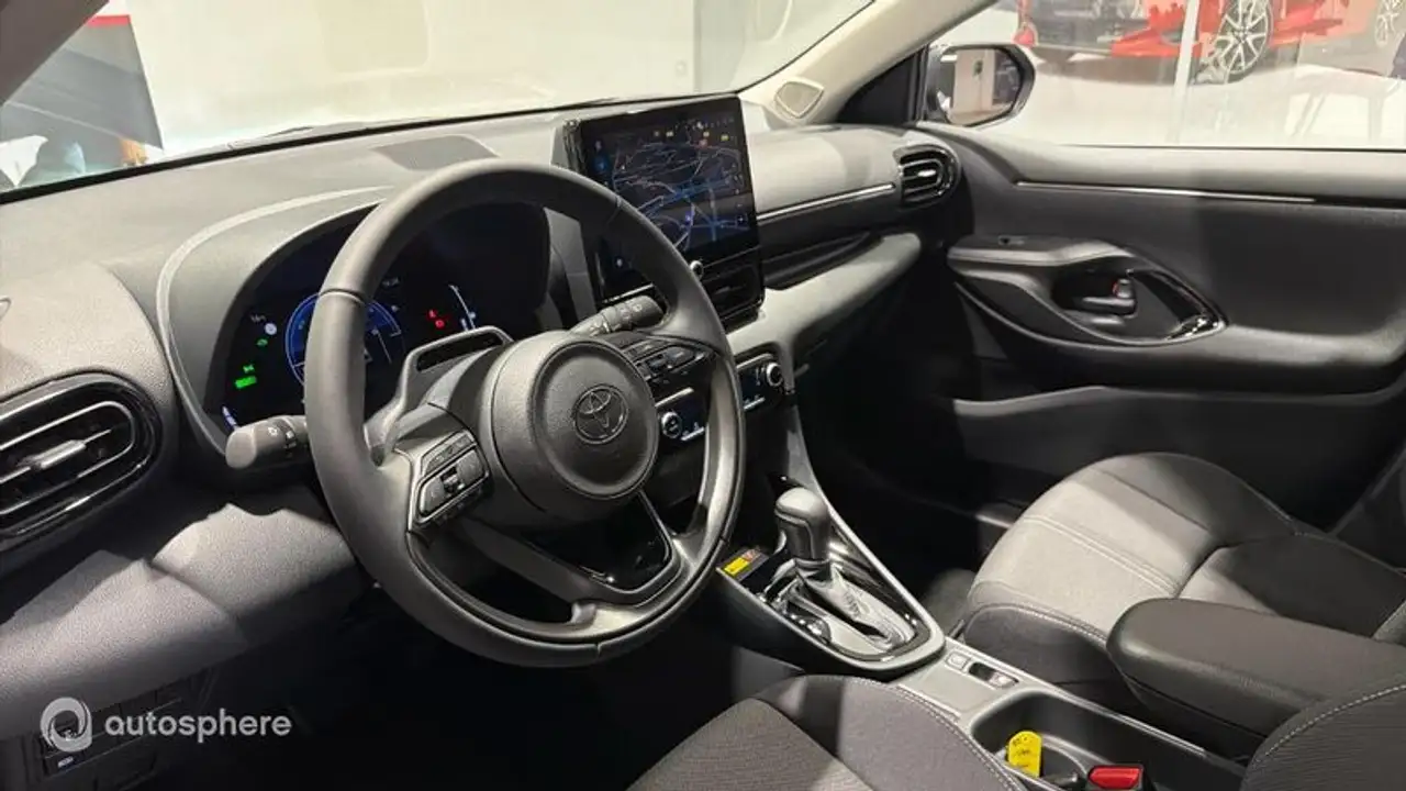 Toyota Yaris Yaris — photo 11