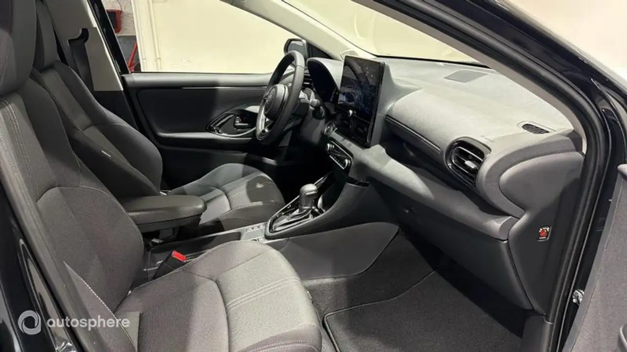 Toyota Yaris Yaris — photo 15