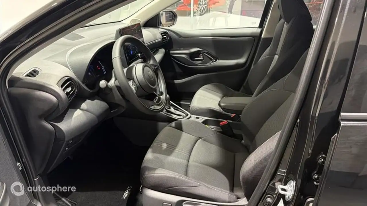 Toyota Yaris Yaris — photo 12