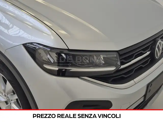 Volkswagen T-Cross view 15