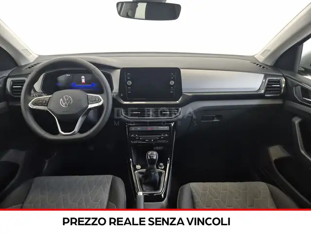 Volkswagen T-Cross view 9