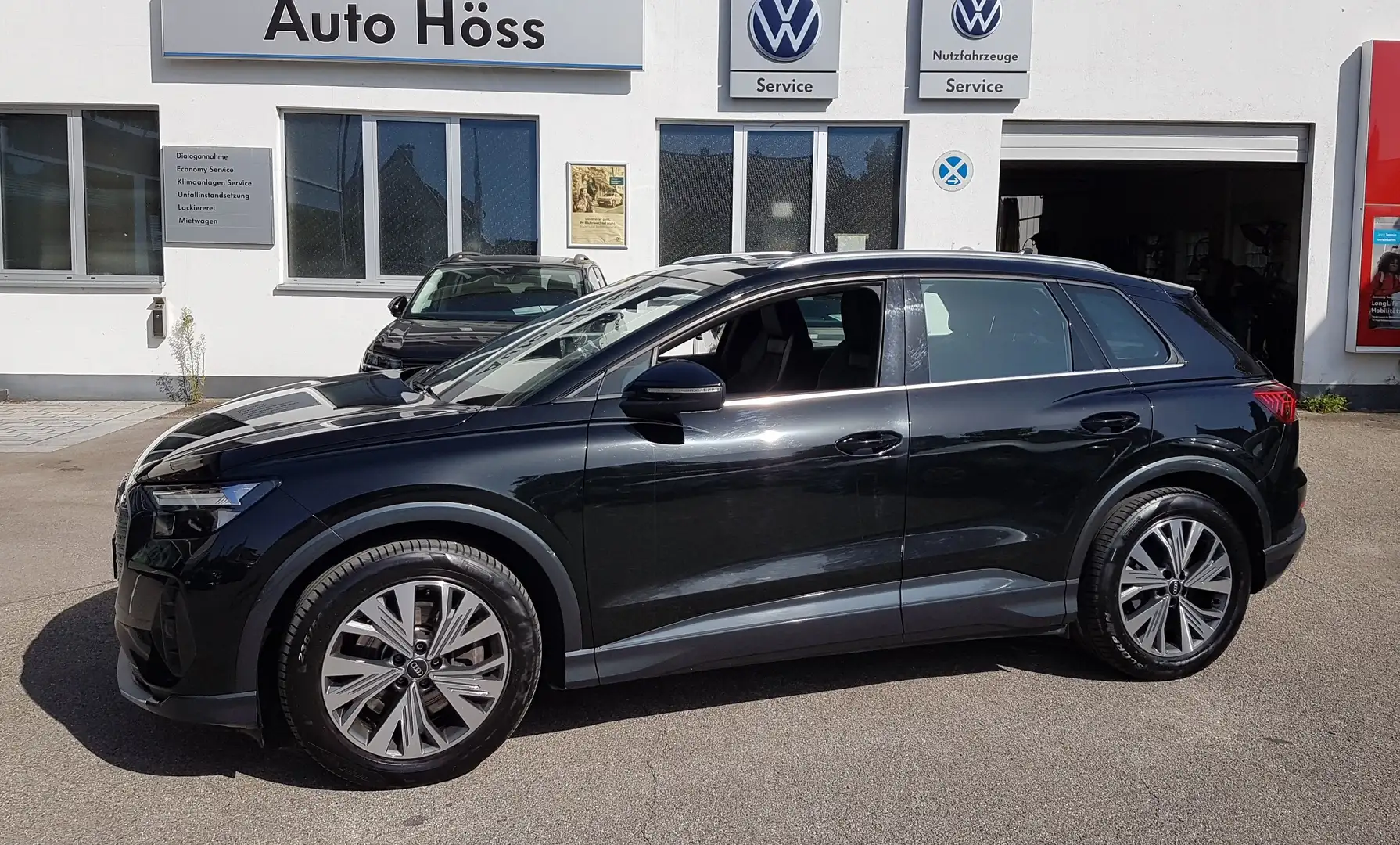 Audi Q4 e-tron 50 e-tron quattro*PANO*NAVI*SHZ*REAR-VIEW*EL HECK* Schwarz - 1