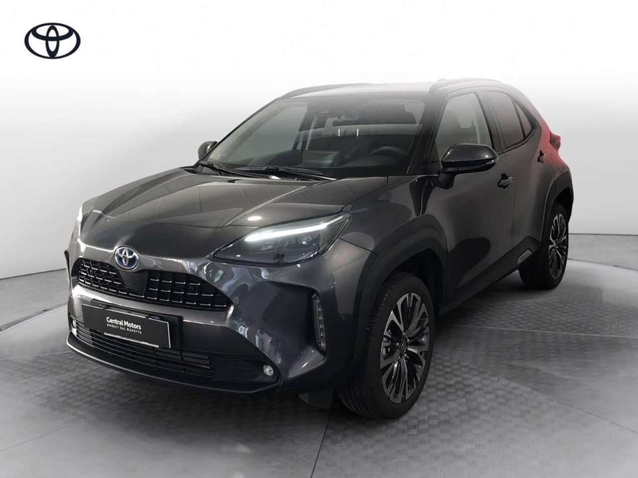Toyota Yaris Cross 1.5h Lounge fwd 116cv e-cvt