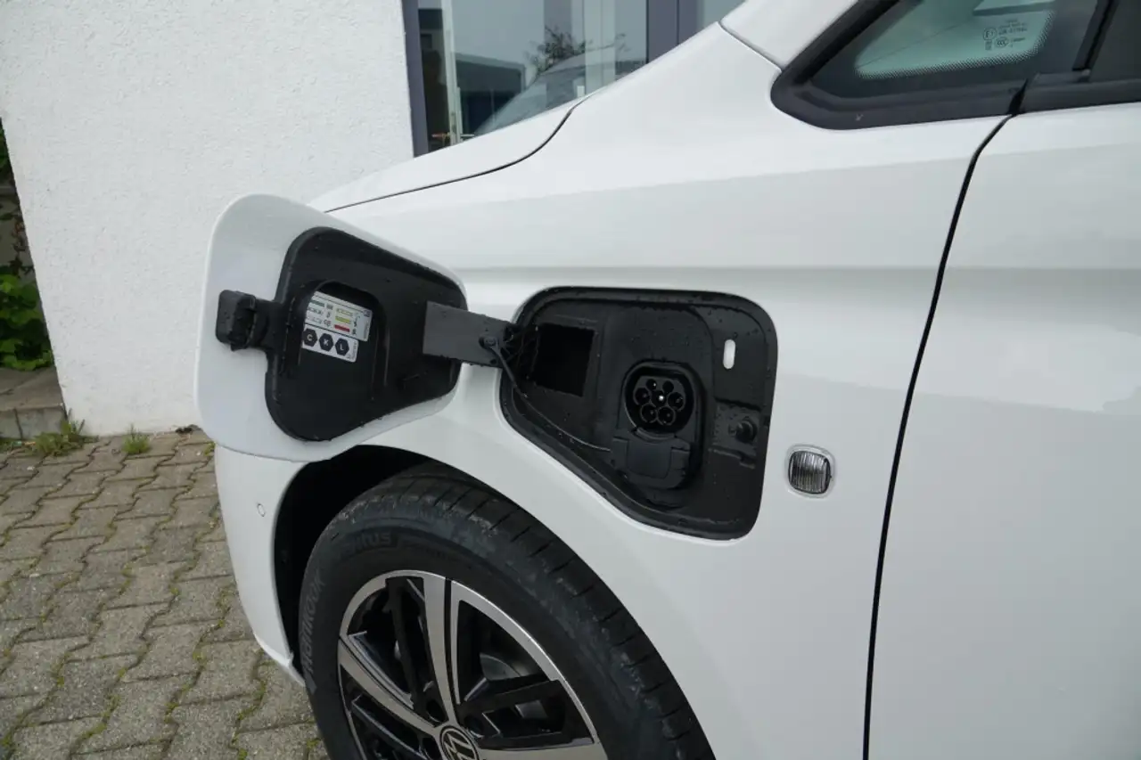 Volkswagen Caddy STYLE eHYBRID 5Sitz/AHK UPE 58100EUR* 4