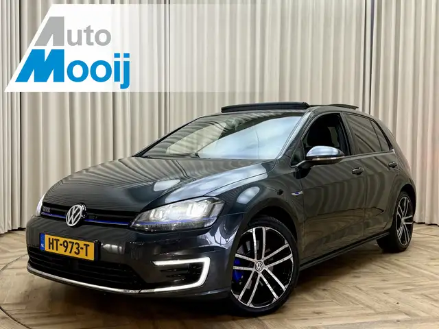 Volkswagen Golf GTE 1.4 TSI 204 PK *Panoramadak* Org.NL! / Keyless / C