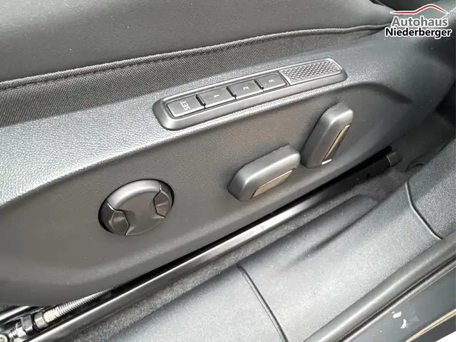 CUPRA Terramar VZ 4Drive PANO+NAVI+SENNHEISER+MATRIX+MEMORY+HU... Ansicht 18