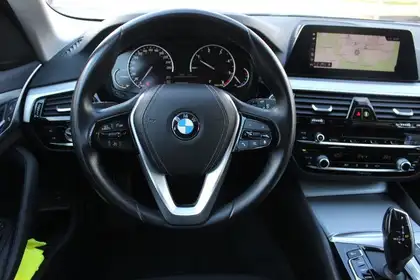 Annonce voiture d'occasion BMW 518 - CARADIZE