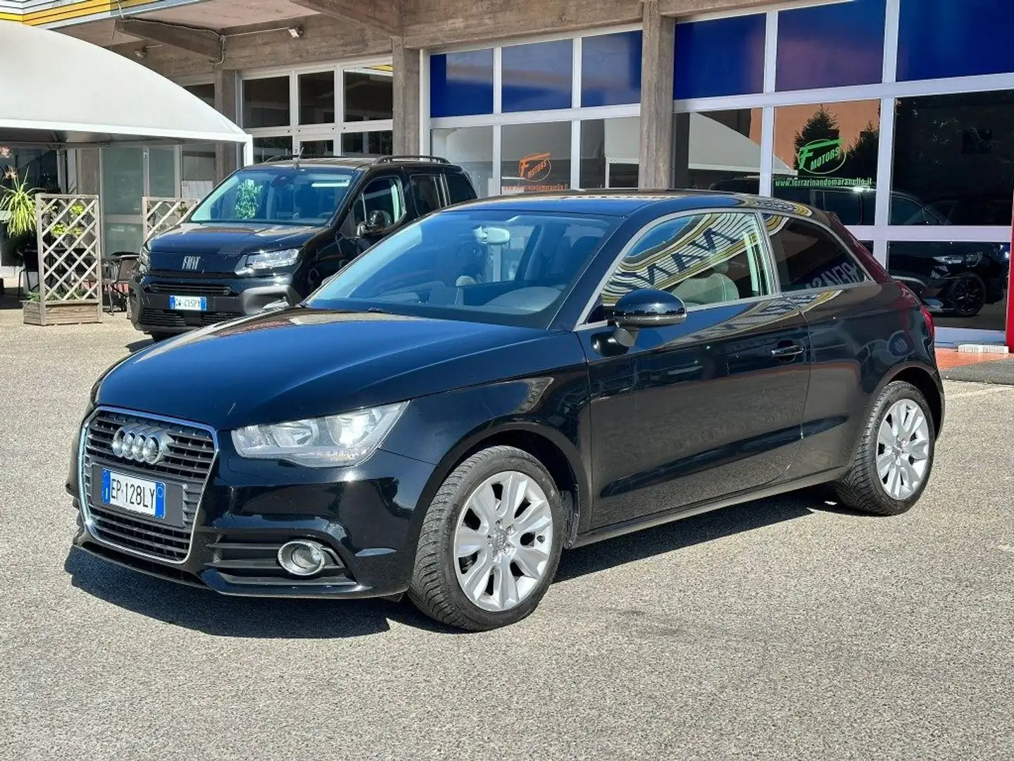 Audi A1 1.2 TFSI Attraction Nero - 1