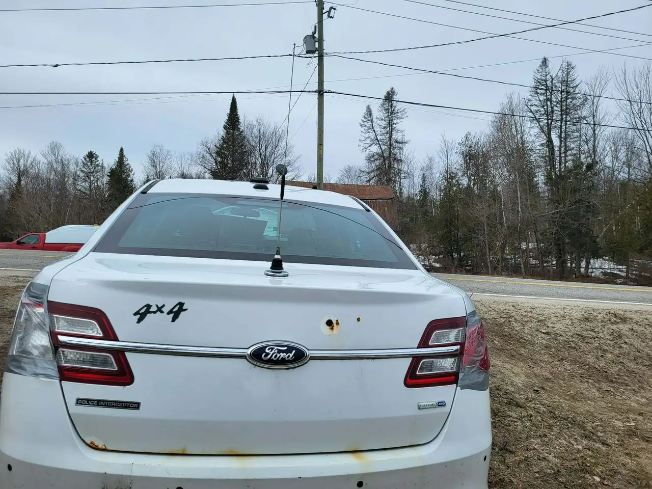 Ford Police Interceptor Sedan снимка Ford Police Interceptor Sedan