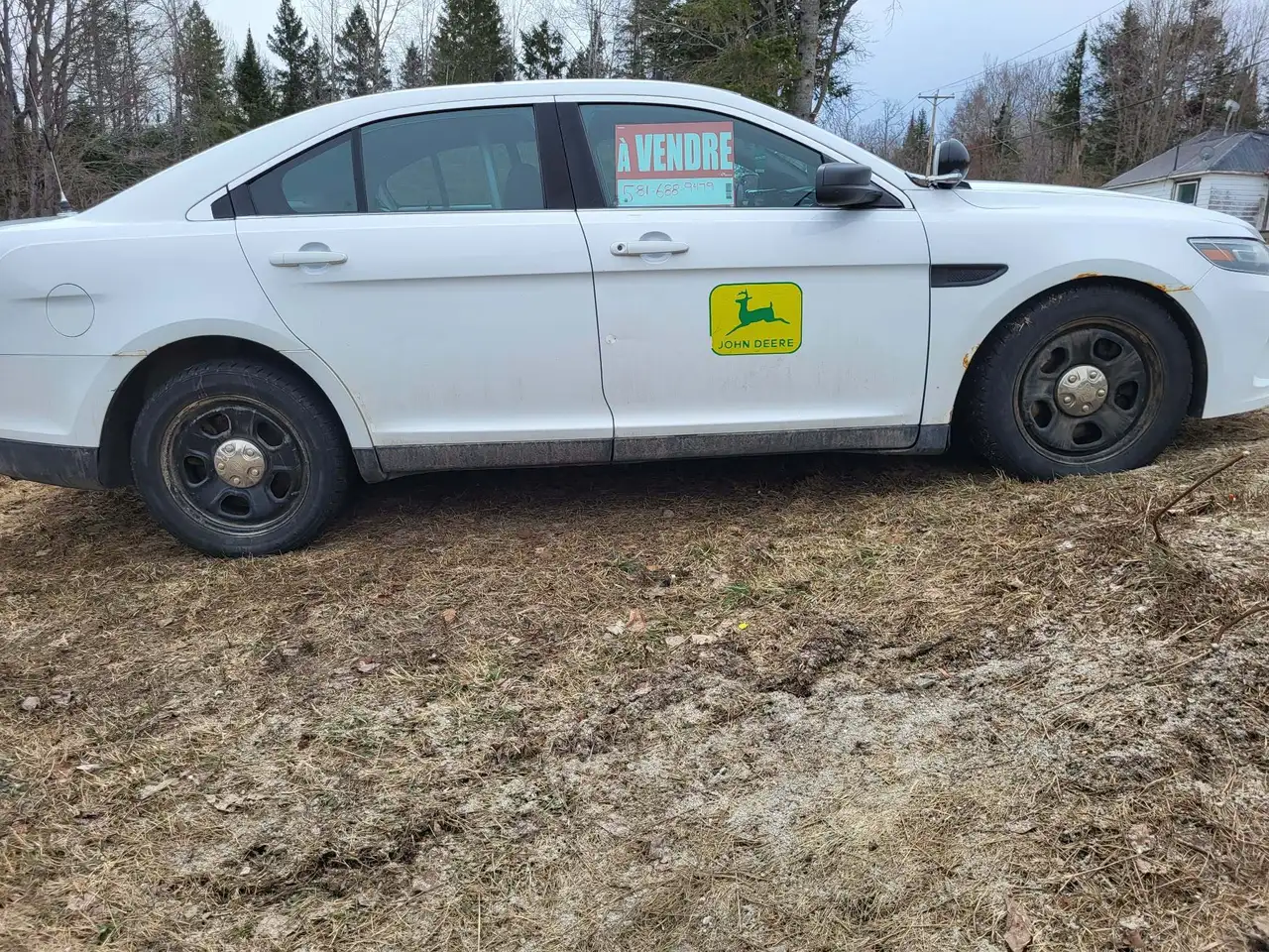 Ford Police Interceptor Sedan снимка Ford Police Interceptor Sedan