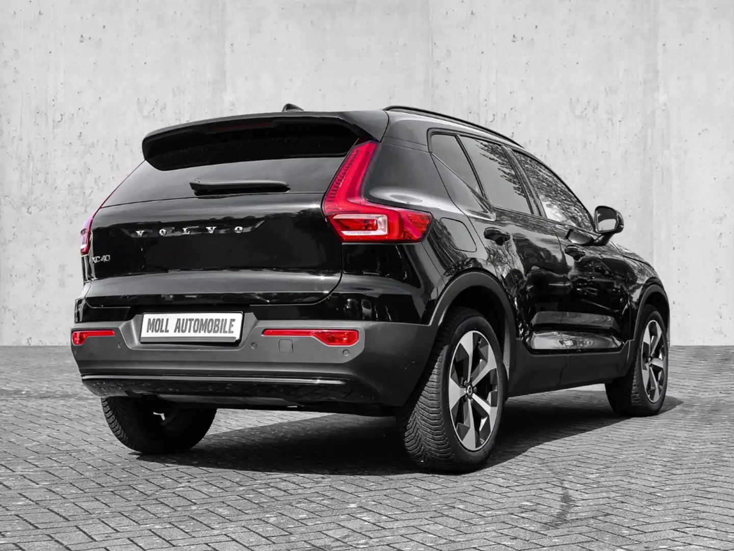 Volvo XC40 Plus Dark 2WD B3 EU6d digitales Cockpit Memory Sit Schwarz - 2