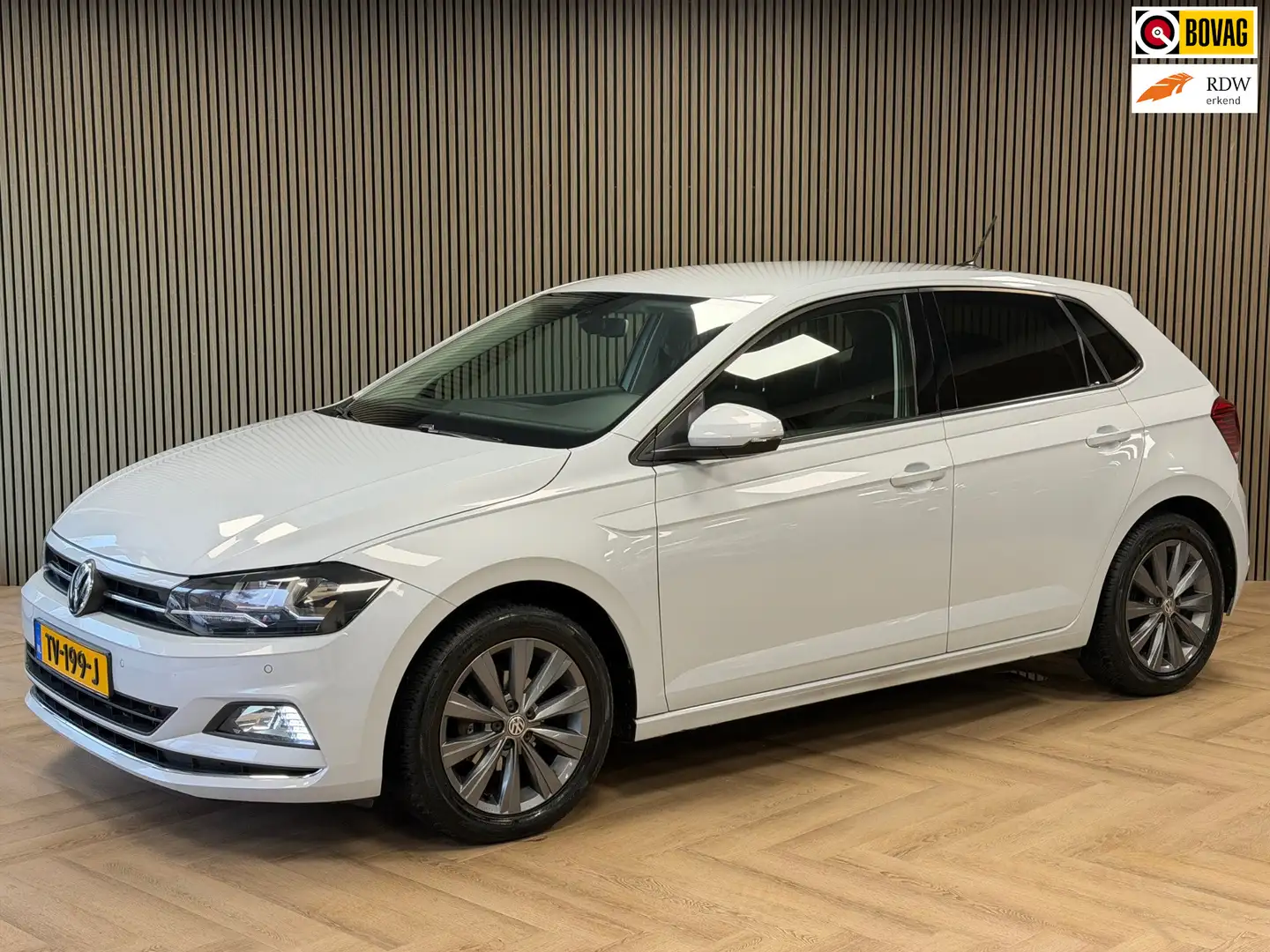 Volkswagen Polo 1.0 TSI Highline DSG AUT. VIRTUAL COCKPIT APPLE CA Wit - 1