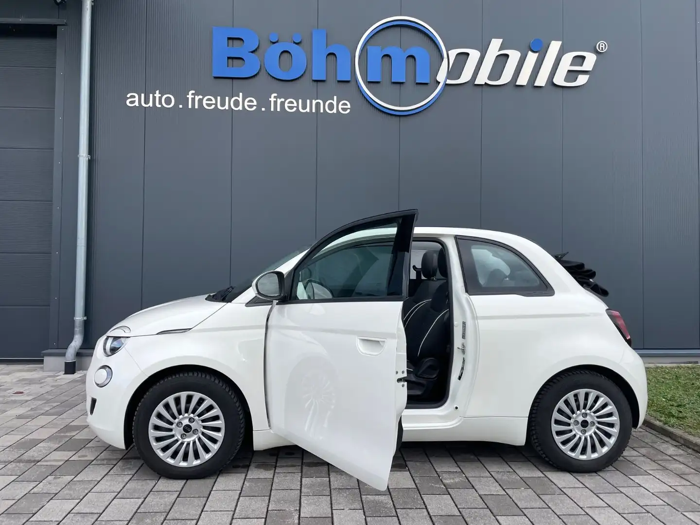 Fiat 500e Cabrio 42KW/Klimaautomatik/Service neu Weiß - 2