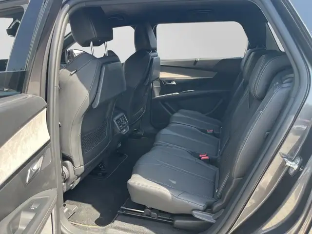 Peugeot 5008 view 15
