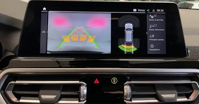 BMW X3 view 12