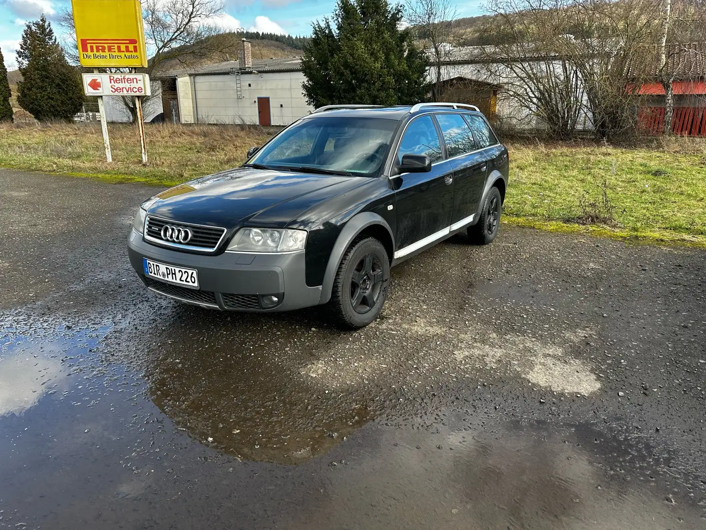 Audi A6 Avant 2.5TDI allroad Schwarz - 1