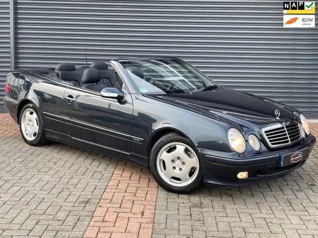 Mercedes-Benz CLK 320 Cabrio ORGINEEL NL Auto | Pdc | Leer | Navi | Mass