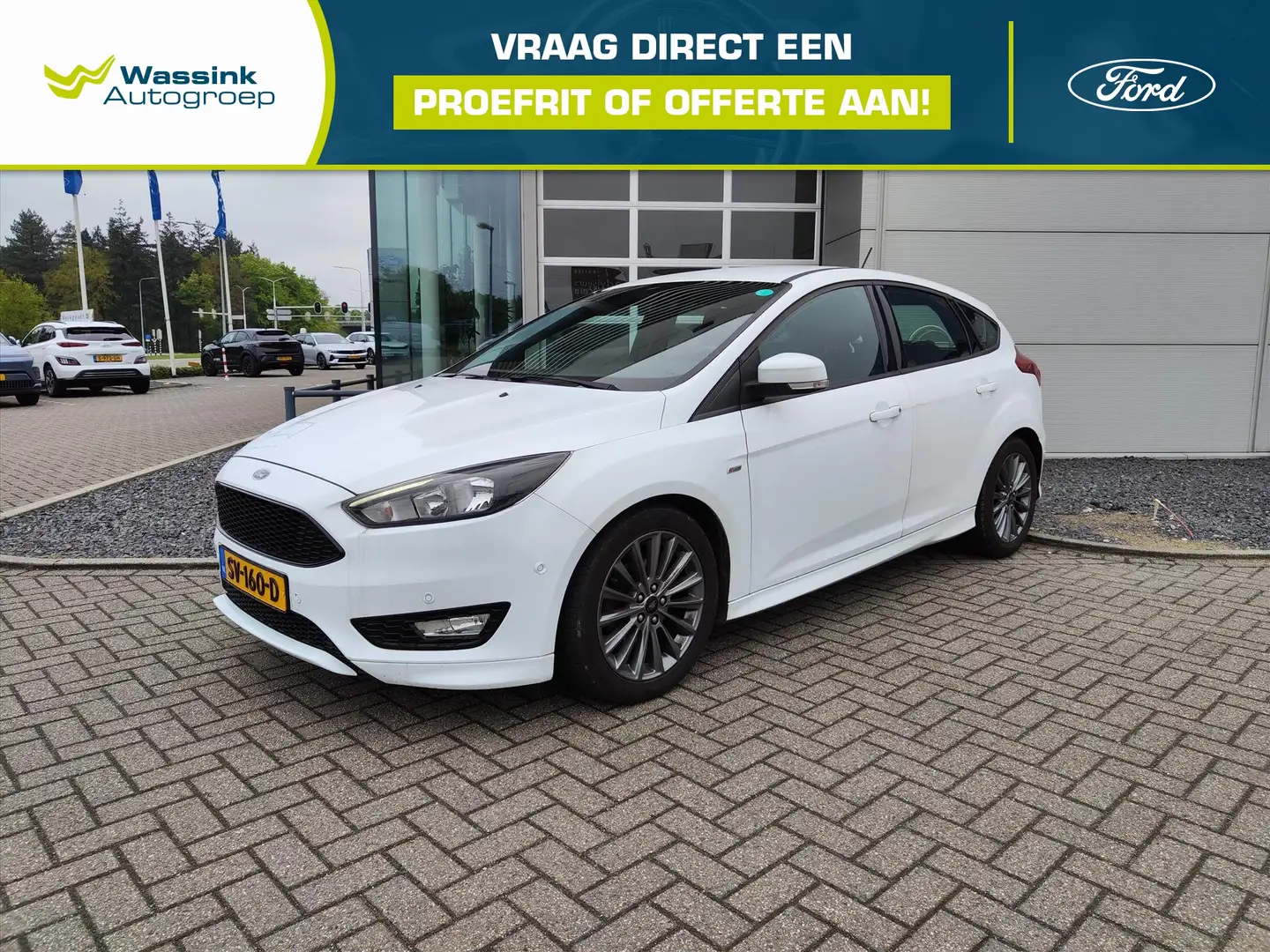Ford Focus 1.0 EcoBoost 125pk 5-deurs ST Line | Navigatie | C Bianco - 1