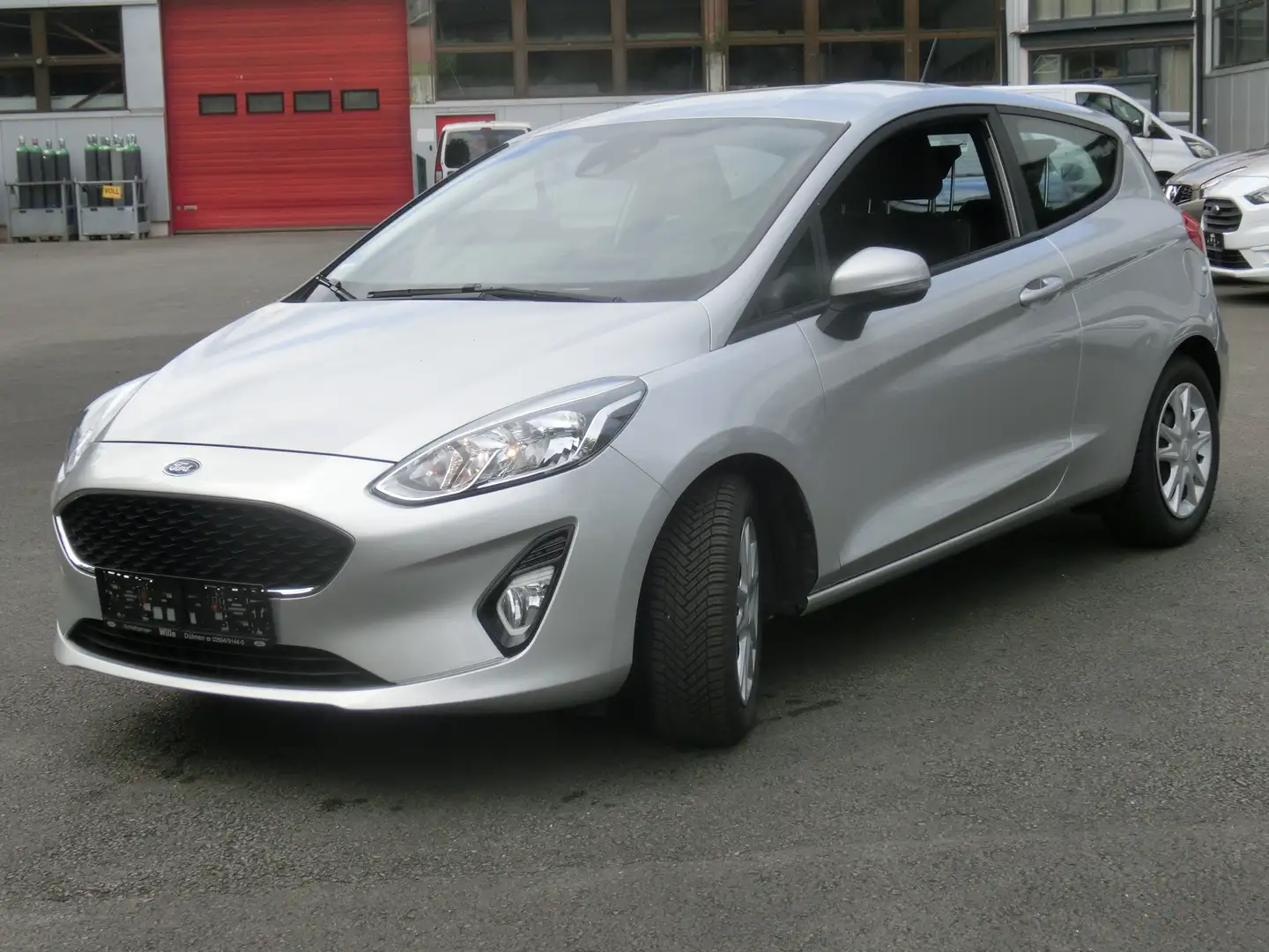 Ford Fiesta 1,5 TDCi Eu6 Cool&Connect/Navi,SHZ,Klima,PDC,3trg Silber - 2