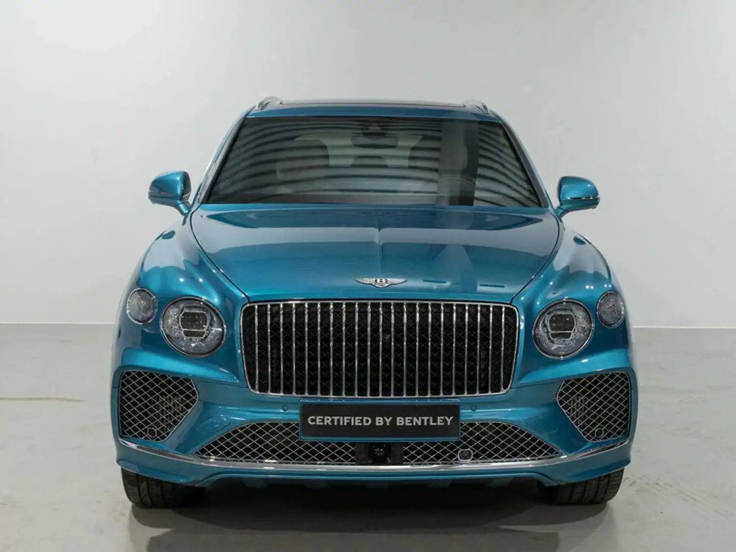 Bentley Bentayga Azure Grau - 1