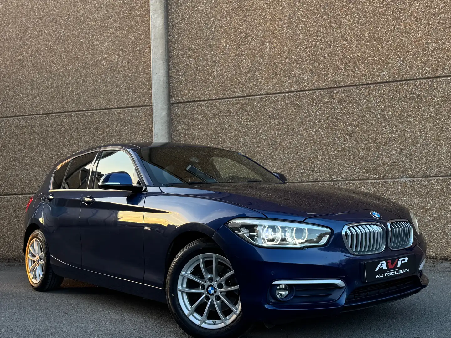 BMW 116 116iUrban/Gps/Airco/Cockpit Digital/Garantie12mois Blauw - 1