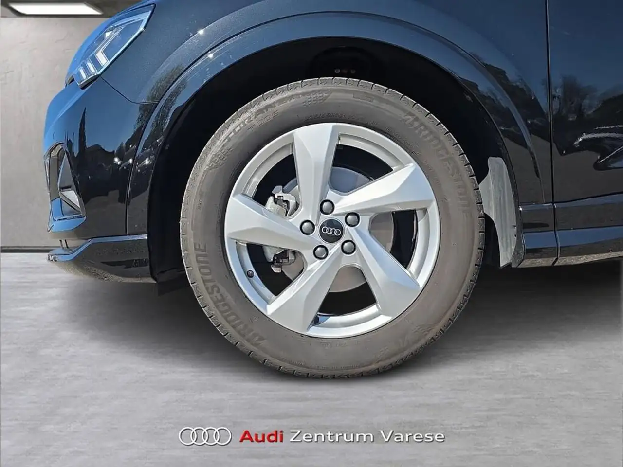 Audi Q3 35 1.5 tfsi Business Advanced s-tronic 3