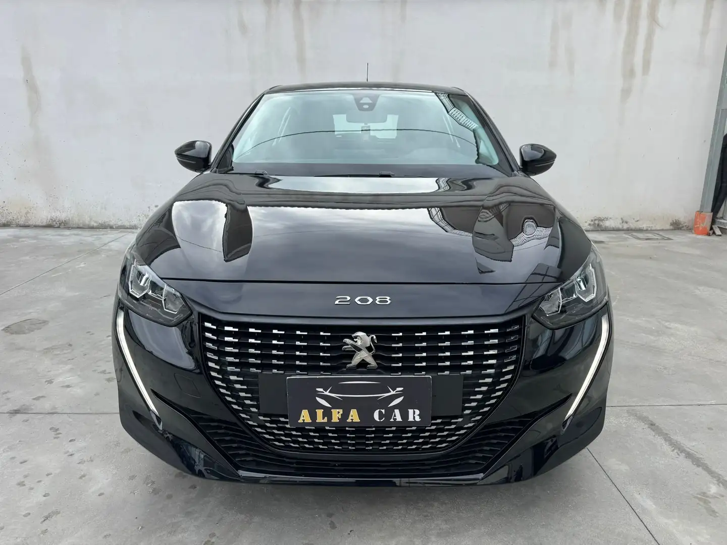 Peugeot 208 1.2 puretech AllurePACK  PROMO Schwarz - 2