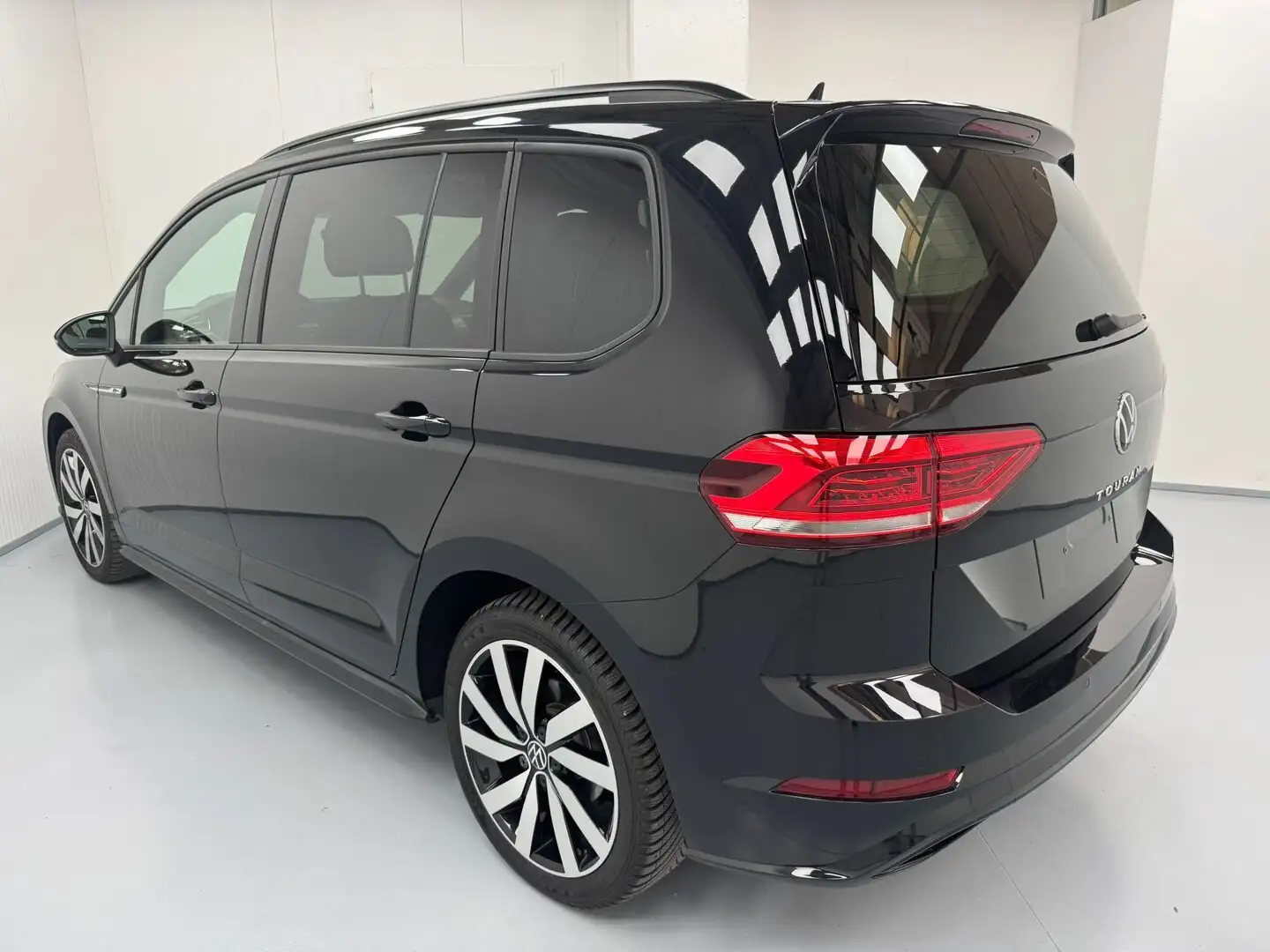 Volkswagen Touran R-LINE 2.0 TDI 150 CV DSG *7 POSTI+FARI LED* PROMO Negro - 2