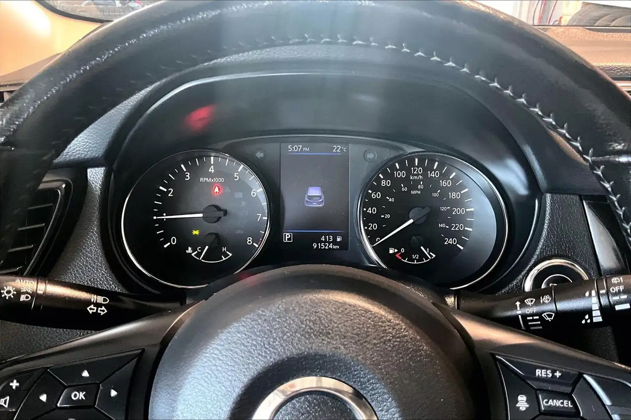 Nissan Qashqai снимка Nissan Qashqai