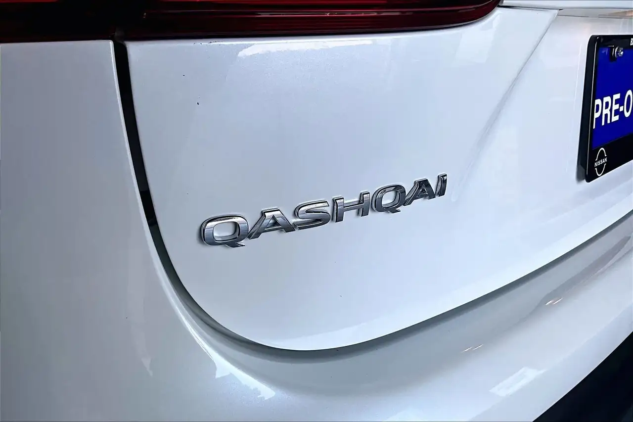 Nissan Qashqai снимка Nissan Qashqai