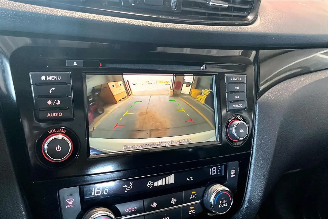 Nissan Qashqai снимка Nissan Qashqai