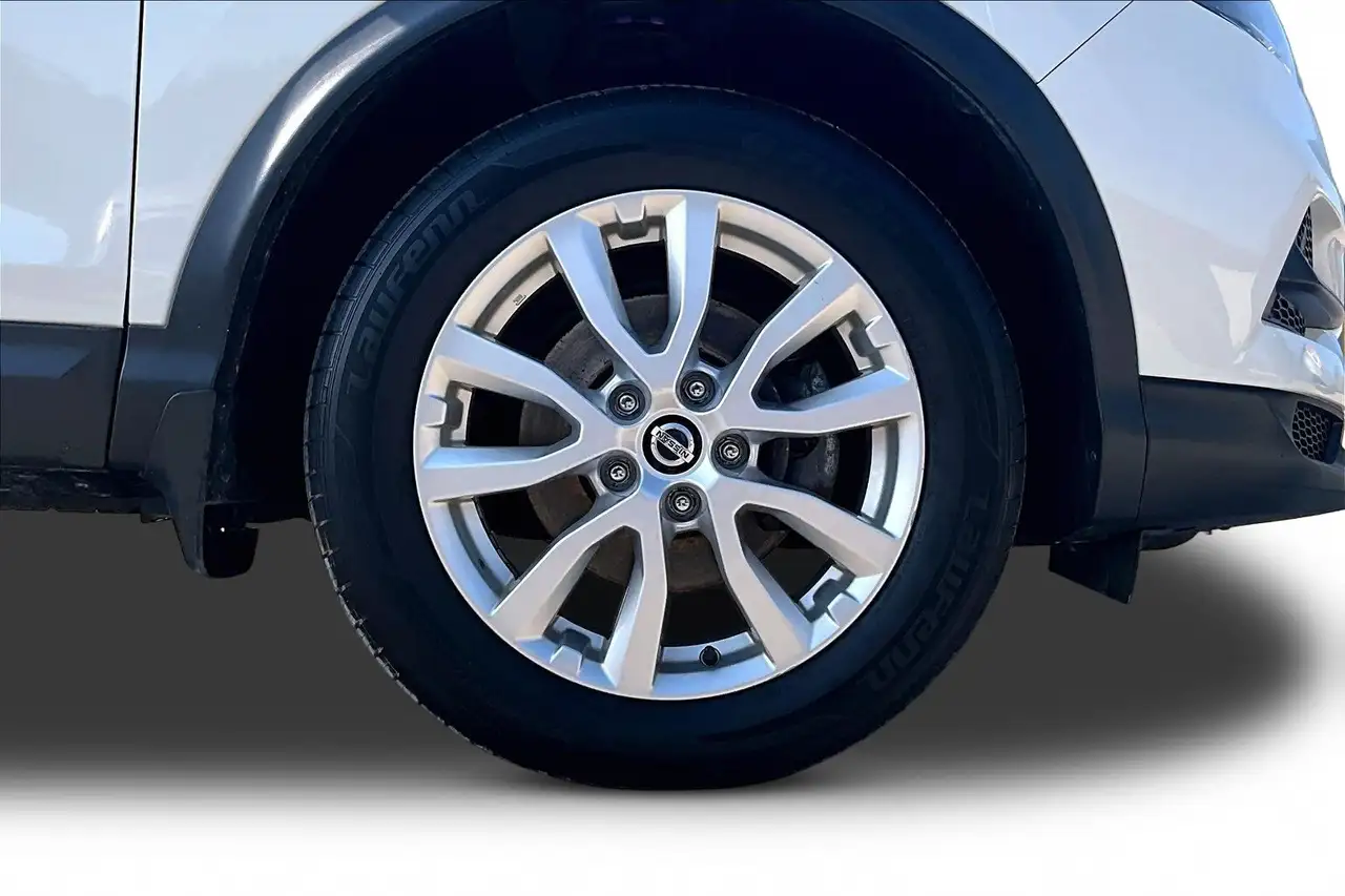 Nissan Qashqai снимка Nissan Qashqai
