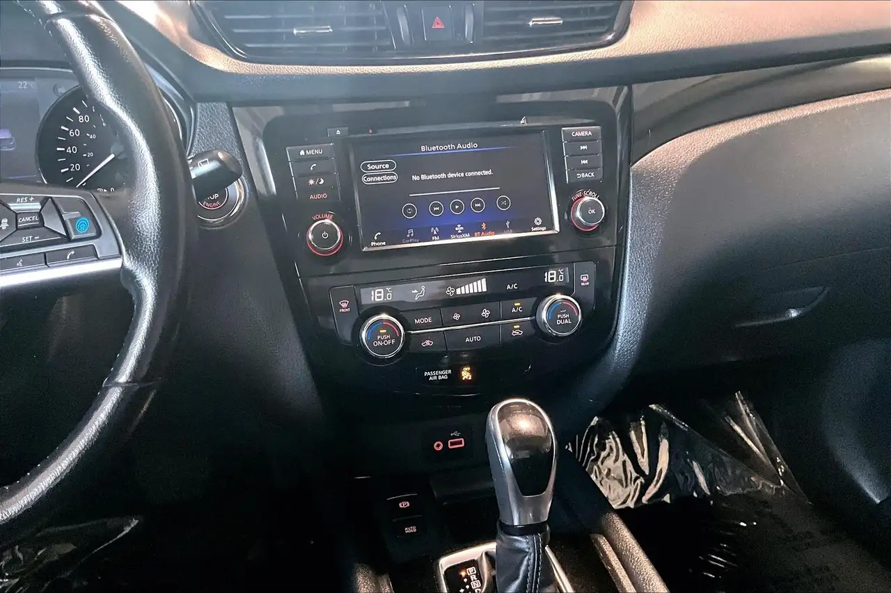 Nissan Qashqai снимка Nissan Qashqai