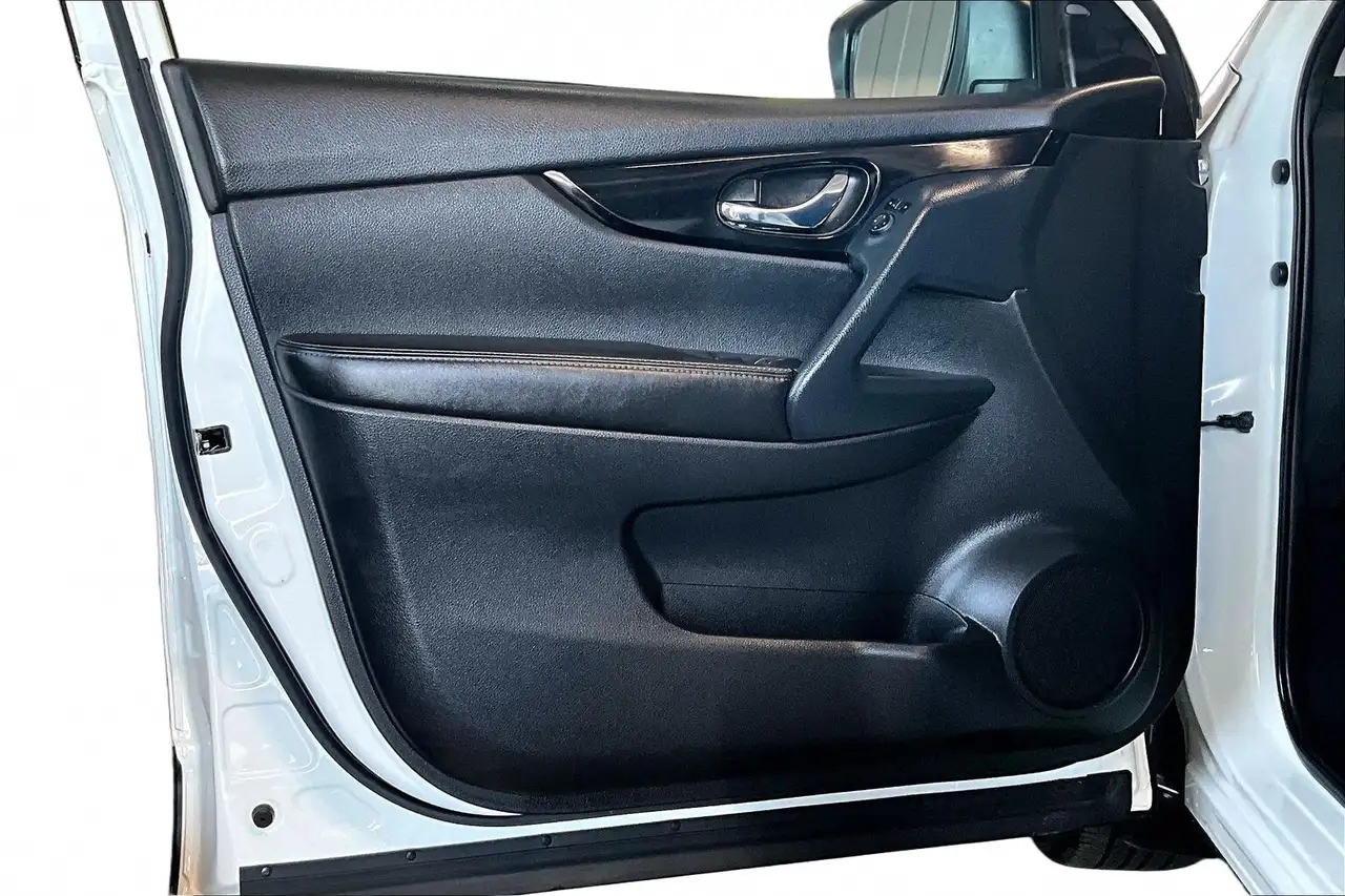 Nissan Qashqai снимка Nissan Qashqai