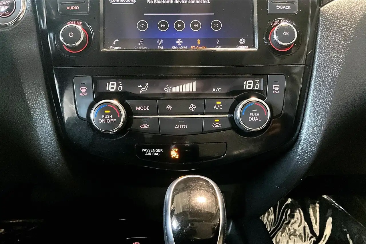 Nissan Qashqai снимка Nissan Qashqai