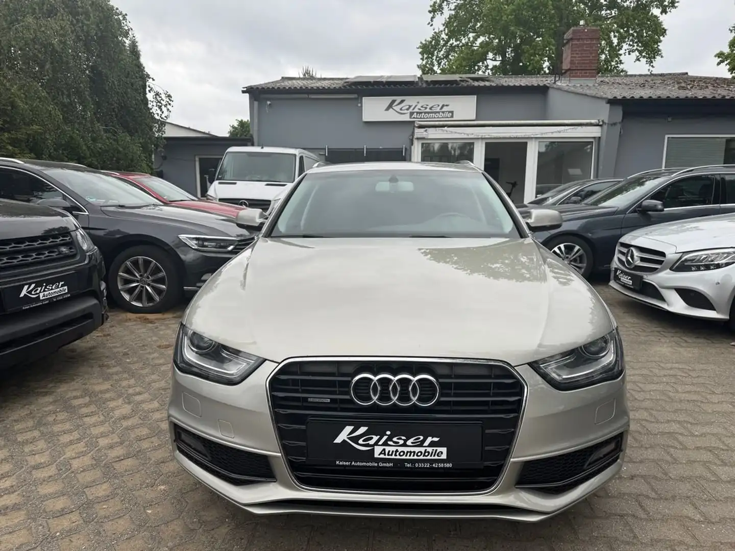 Audi A4 S-Line quattro-komplett Scheckheft-Soundsys-PDC Gris - 2