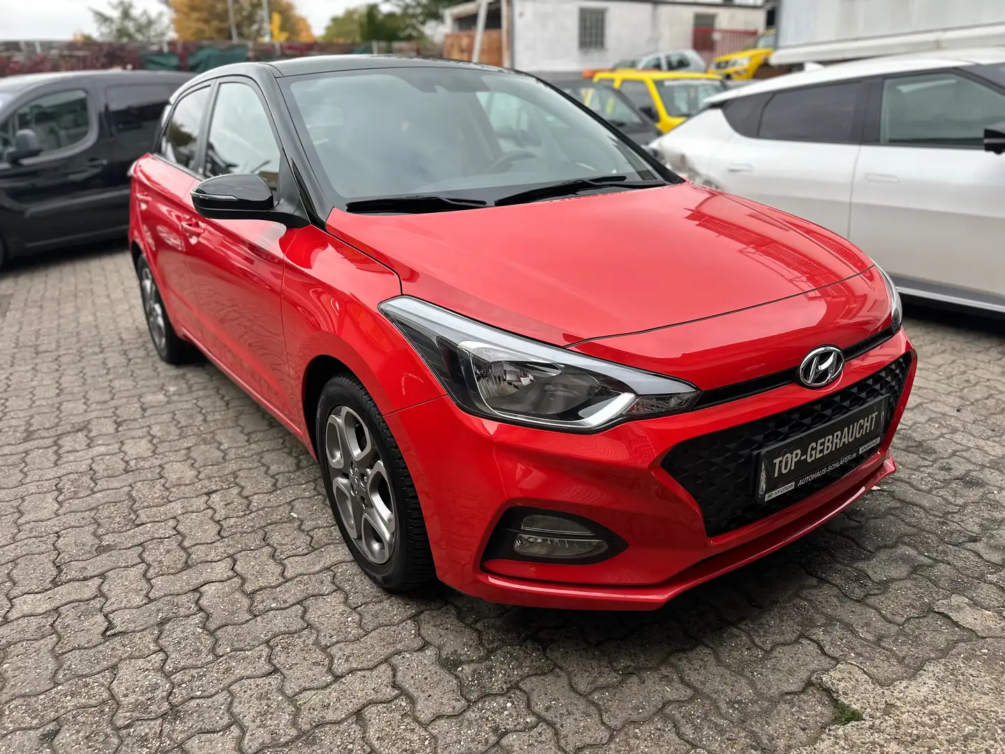 Hyundai i20 YES! Plus *Lenkradheizung*Rückfahrkamera* Rot - 2