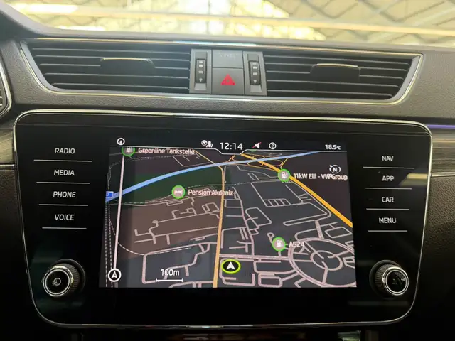 Skoda Superb view 12