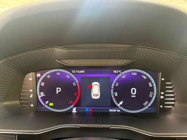 Skoda Superb view 7