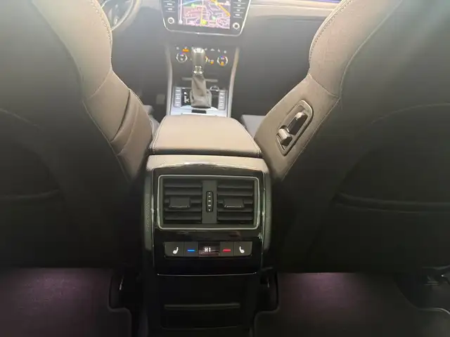 Skoda Superb view 14