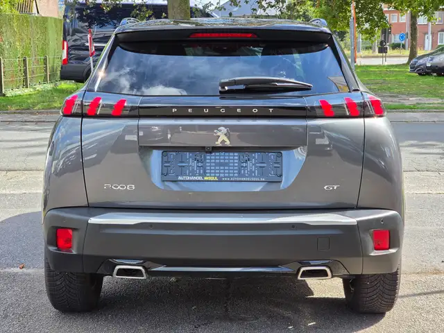 Peugeot 2008 view 5
