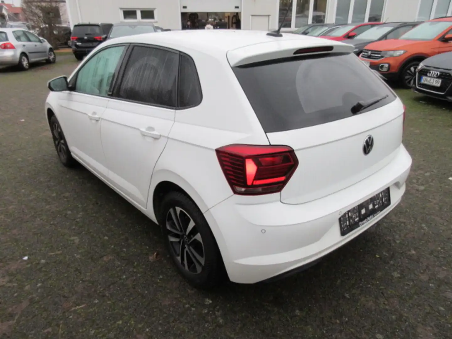 Volkswagen Polo United 1.0 NAVI KLIMA ALU APS SITZHEIZUNG GJR eFH ZV Weiß - 2
